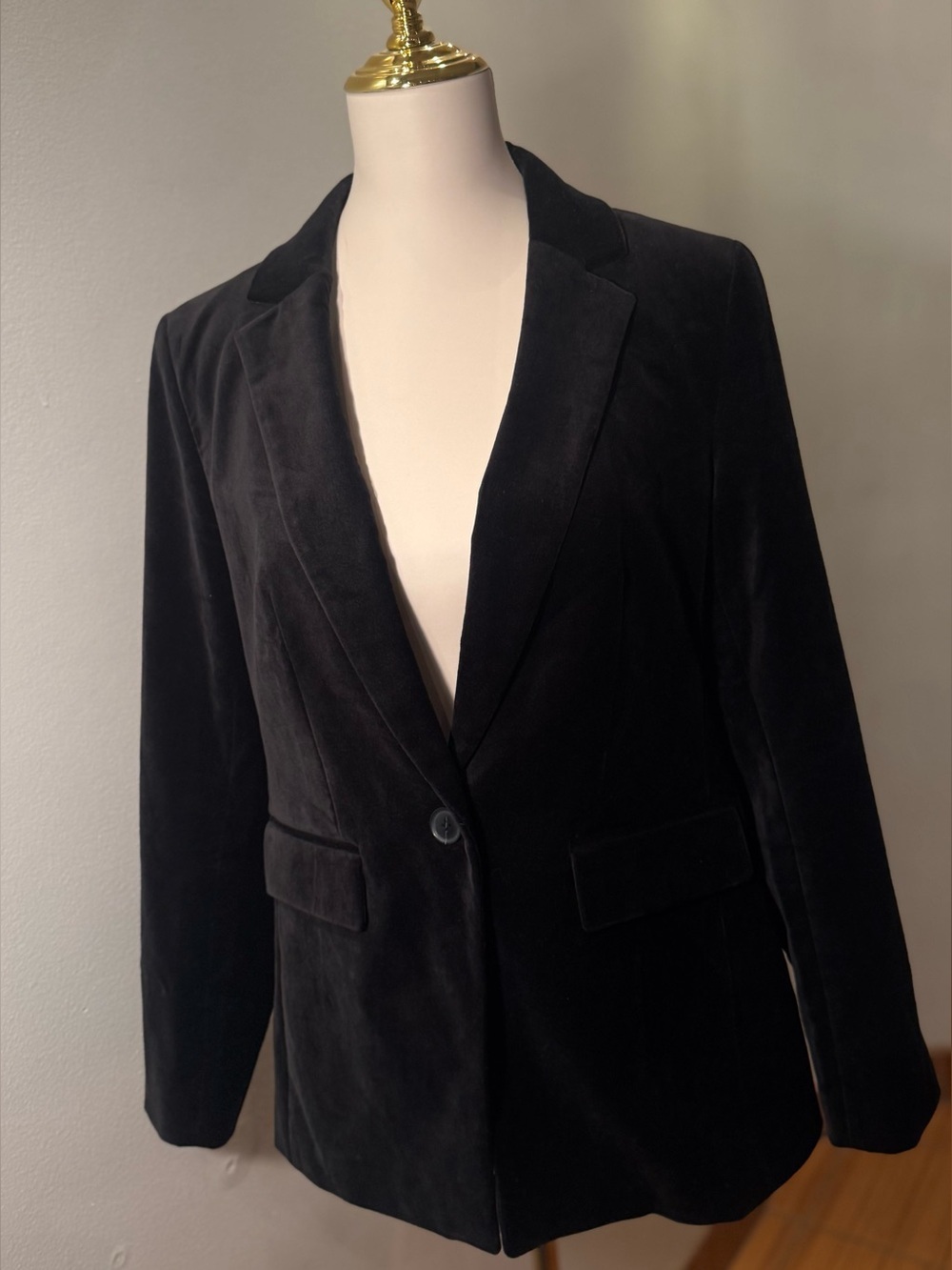 Loft Classic Black Velvet Blazer Woman Size 8
